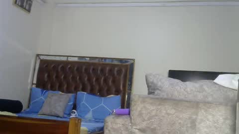 Snapshot of _daddyslittlemonster_ chatting on 01.14.25 lily online show from 01.14.25