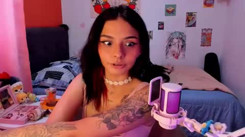 Snapshot of _dayanne_ chatting on 12.07.24 Pao online show from 12.07.24