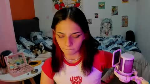 Snapshot of _dayanne_ chatting on 12.15.24 Pao online show from 12.15.24