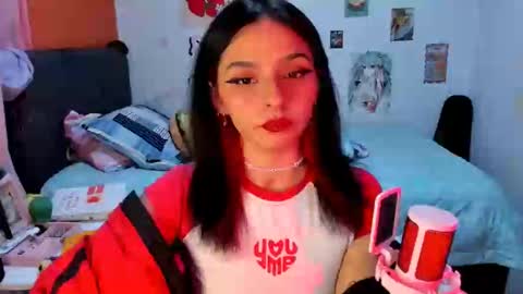 Snapshot of _dayanne_ chatting on 01.09.25 Pao online show from 01.09.25