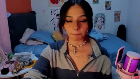 Snapshot of _dayanne_ chatting on 01.16.25 Pao online show from 01.16.25