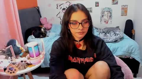 Snapshot of _dayanne_ chatting on 09.28.25 Pao online show from 09.28.25