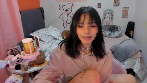 Snapshot of _dayanne_ chatting on 11.11.25 Pao online show from 11.11.25