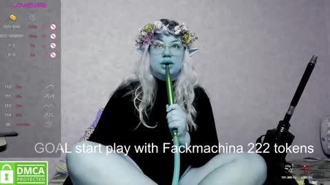 Snapshot of _elven_dreams__ chatting on 02.05.25 chloue and Gretta online show from 02.05.25