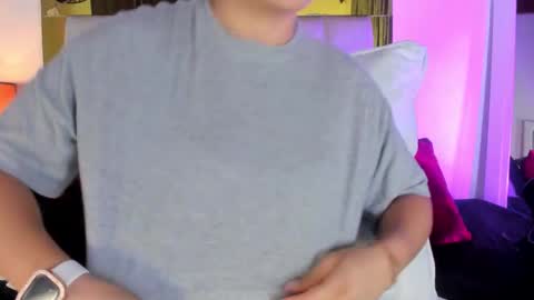 Isabella online show from 09.28.25