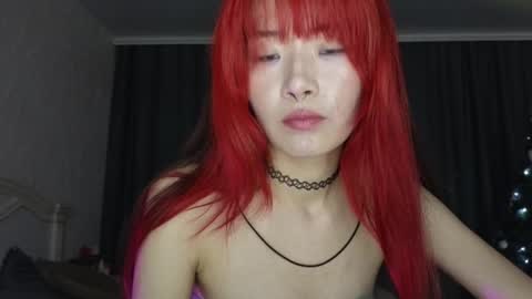 Snapshot of _eve____ chatting on 12.14.24 EveEva online show from 12.14.24