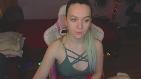 Evie online show from 12.17.24