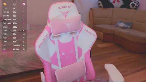 Evie online show from 01.09.25