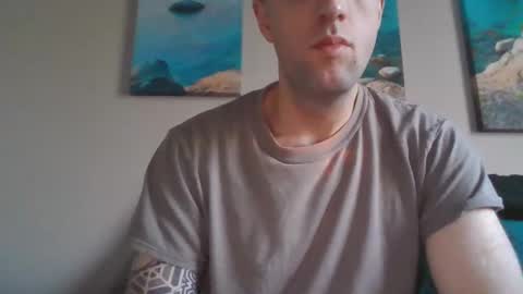 _evianxx online show from 11.23.25