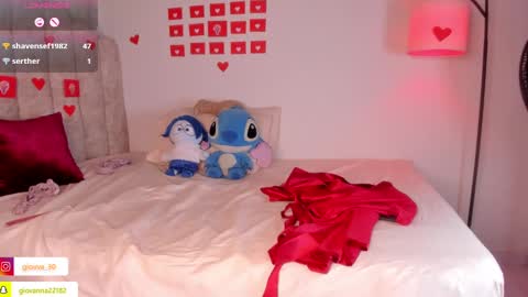 Snapshot of _giovaa_ chatting on 02.16.25 G I O V A online show from 02.16.25