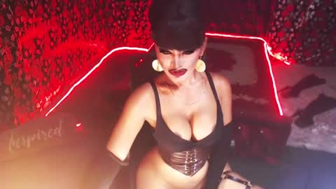 Snapshot of _hailyourqueenx chatting on 12.21.24 GoDDess  Chloe online show from 12.21.24