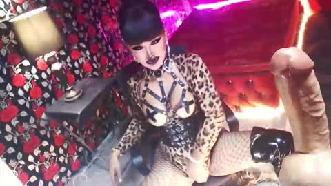 Snapshot of _hailyourqueenx chatting on 09.23.25 GoDDess  Chloe online show from 09.23.25