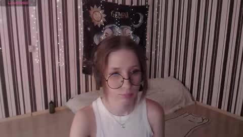 Snapshot of _hanna_moon_ chatting on 09.19.25 Hannaolotl online show from 09.19.25