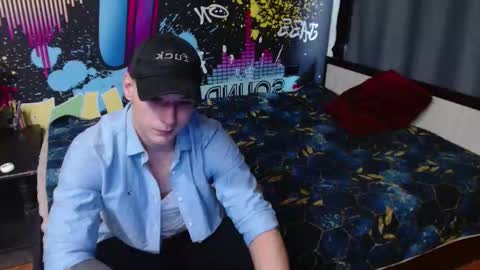 _happydayleon_ online show from 09.17.25