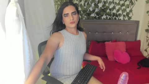 Snapshot of _ivone_golosa chatting on 09.20.25 Ivone online show from 09.20.25