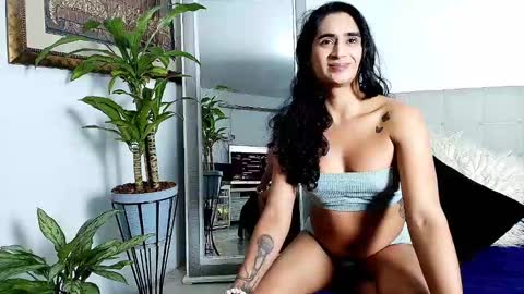 Snapshot of _jade_2 chatting on 03.05.25 Jade  online show from 03.05.25