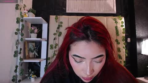 Mia online show from 02.21.25