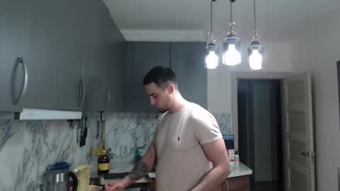 Joni online show from 01.05.25