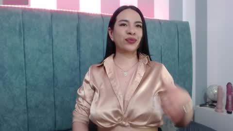 Snapshot of _julietaa chatting on 12.05.24 Julieta online show from 12.05.24