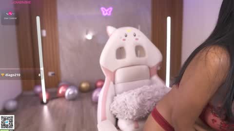 Snapshot of _kath8 chatting on 12.14.24 --- online show from 12.14.24