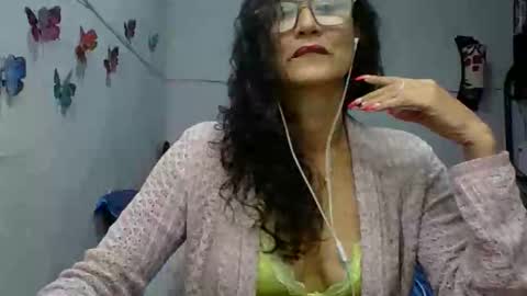 Snapshot of _laflaka2024 chatting on 09.12.25 SANDRA online show from 09.12.25