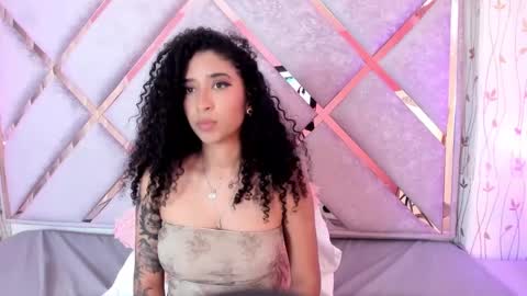 Lanna  online show from 01.16.25