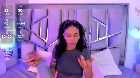 Lanna  online show from 01.18.25