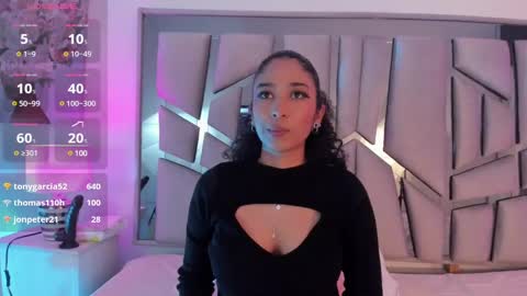 Lanna  online show from 01.25.25