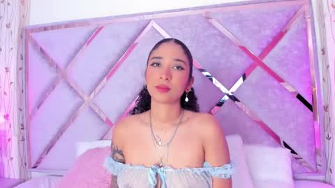 Lanna  online show from 02.14.25