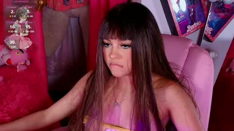 _little_glrl_ online show from 09.15.25