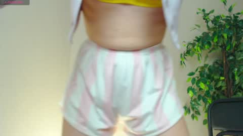 Snapshot of _little_misss chatting on 12.12.24 Mila online show from 12.12.24