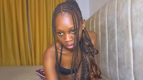 Littlevenus online show from 11.18.25