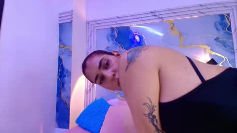 Lorrayne online show from 11.05.25