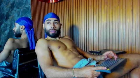Snapshot of _luca_flame chatting on 09.25.25 _luca_flame online show from 09.25.25