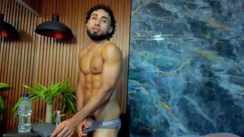 Snapshot of _luca_flame chatting on 10.12.25 _luca_flame online show from 10.12.25