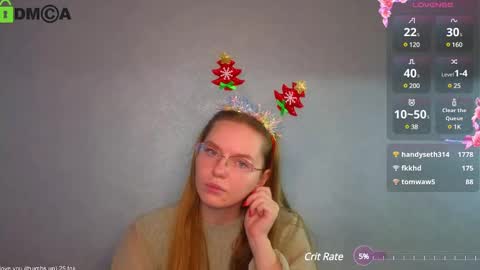 Snapshot of _lysafeta_ chatting on 12.25.24 Welcome guys  Pleasure to see you all here  My name is Lysafeta and MichaelaTip menu is active Private is open  online show from 12.25.24