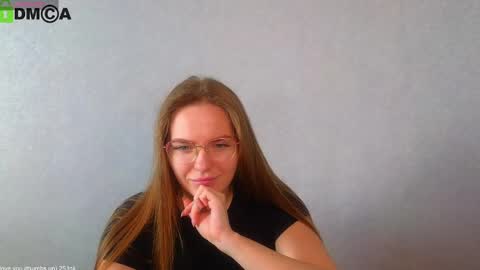 Snapshot of _lysafeta_ chatting on 02.19.25 Welcome guys  Pleasure to see you all here  My name is Lysafeta and MichaelaTip menu is active Private is open  online show from 02.19.25
