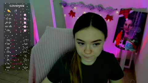 Snapshot of _margoqueen_ chatting on 12.29.24 Margo online show from 12.29.24