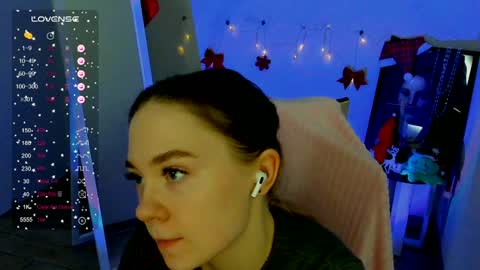 Snapshot of _margoqueen_ chatting on 01.04.25 Margo online show from 01.04.25