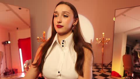 Snapshot of _meganmeow_ chatting on 01.10.25 Saturday - start 2030-2130 GMT online show from 01.10.25