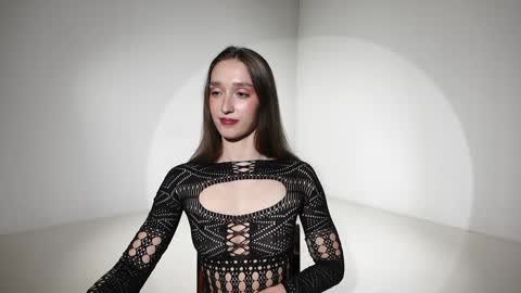 Snapshot of _meganmeow_ chatting on 10.09.25 Saturday - start 2030-2130 GMT online show from 10.09.25