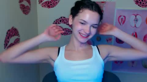 Snapshot of _megasta chatting on 10.23.25 Susie online show from 10.23.25