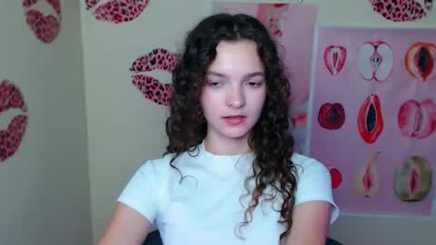 Snapshot of _megasta chatting on 10.25.25 Susie online show from 10.25.25