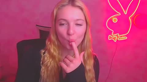 Melanie online show from 02.18.25