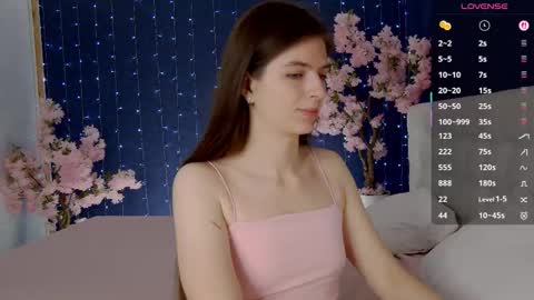 Victoria online show from 11.22.25