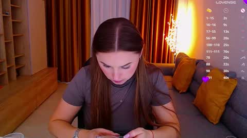 Mia online show from 11.09.25