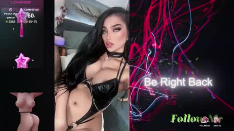 Snapshot of _morganmoore_ chatting on 10.19.25 MORGAN KEEP ON FOLLOWING online show from 10.19.25