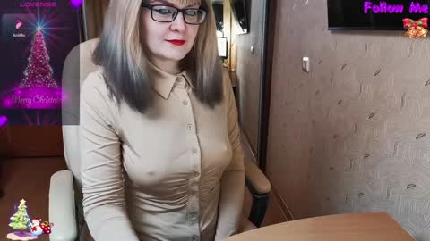 MagicWoman online show from 02.05.25