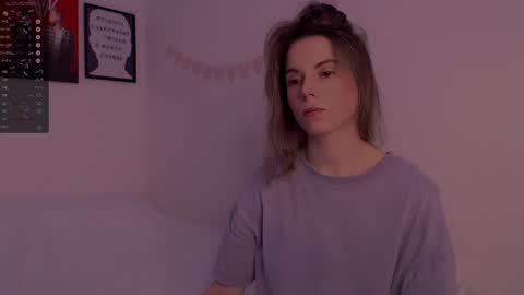 Snapshot of _ni_kiss chatting on 12.15.24 Nika online show from 12.15.24