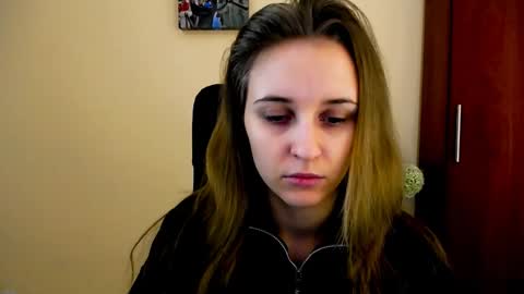 Snapshot of _nicole_new chatting on 01.06.25 Nica online show from 01.06.25